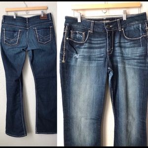 BKE Culture stretch  jeans size 32